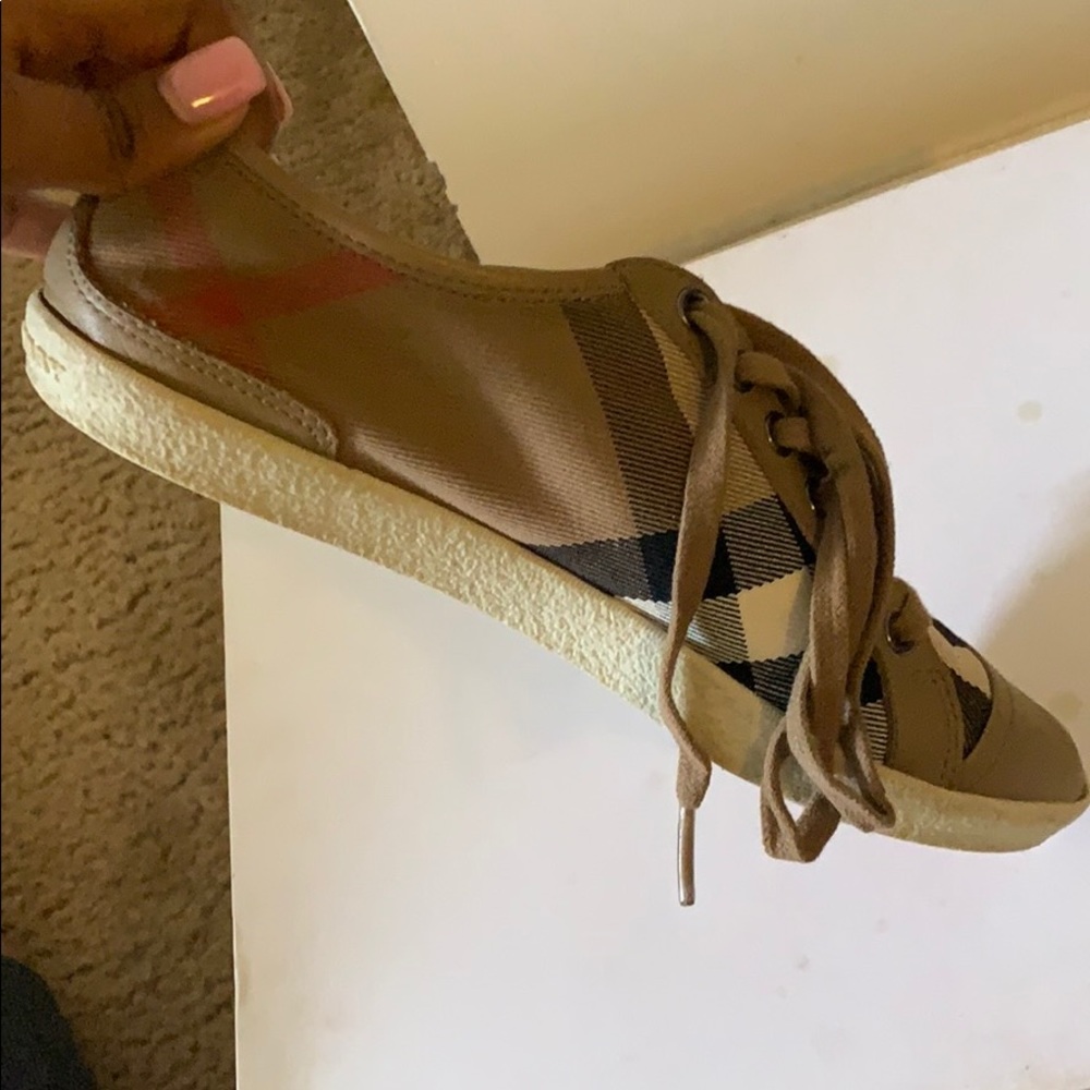 Burberry sneakers